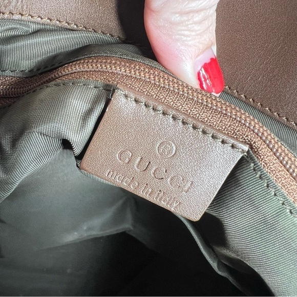 Gucci GG Monogram Canvas Verticle Tote - Picture 10 of 14